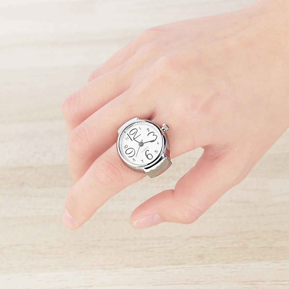 

Creative Elastic Quartz Finger Ring Watch White Stylish Personalized Accessory Gift for Kids Friends Unique Exquisite Design