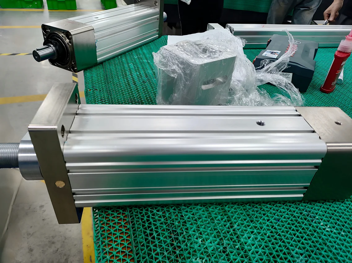 Heavy Load Effective Stroke 2000mm Electric Cylinder Adjustable Height Linear Actuator
