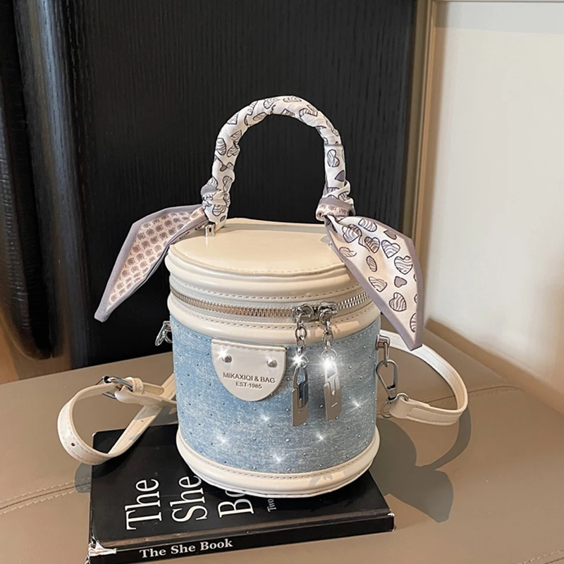 

Vintage Denim Bag Designer Bucket Crossbody Bag For Women Luxury Studded Diamond Handbag Clutches Mini Small Zipper Phone Bag