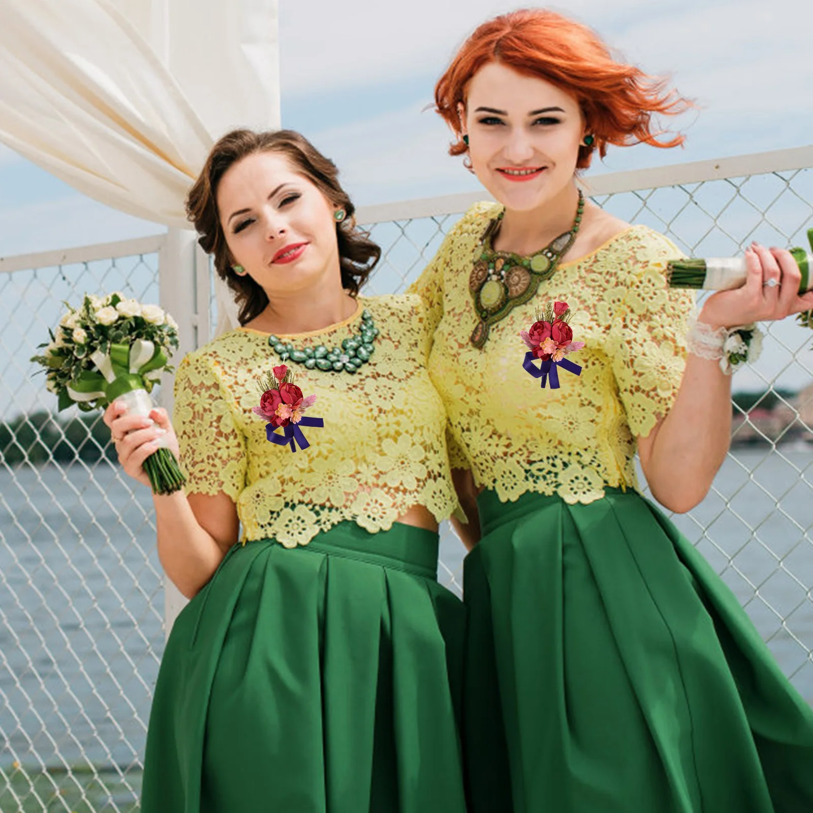 

Fresh 2Pcs Wedding Boutonniere Corsage Artificial Flower Decor Bridegroom Flowers for Special Occasions