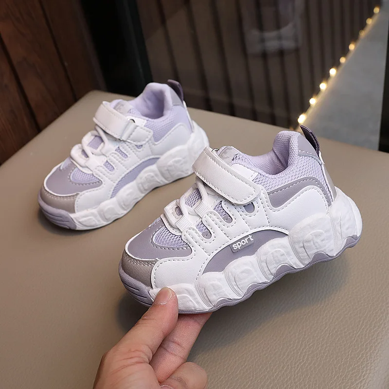 Nuevas zapatillas de deporte para chico, moda de primavera, zapatos cómodos para niña, zapatos transpirables antideslizantes y versátiles para niño, calzado informal Retro Simple para uso diario