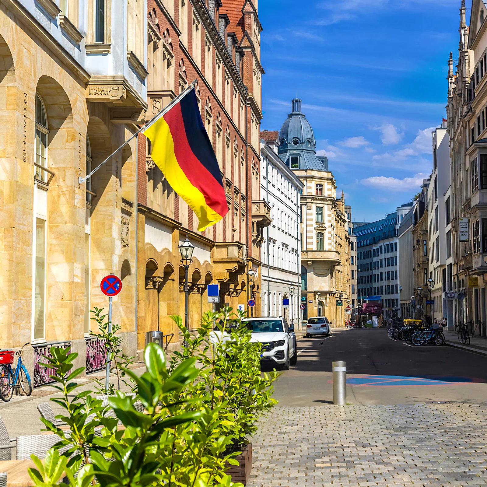 

1Set Flag Pole with Base Detachable and Adjustable 18M Long Weather Resistant Alloy for All Scenes Flag Pole Kit