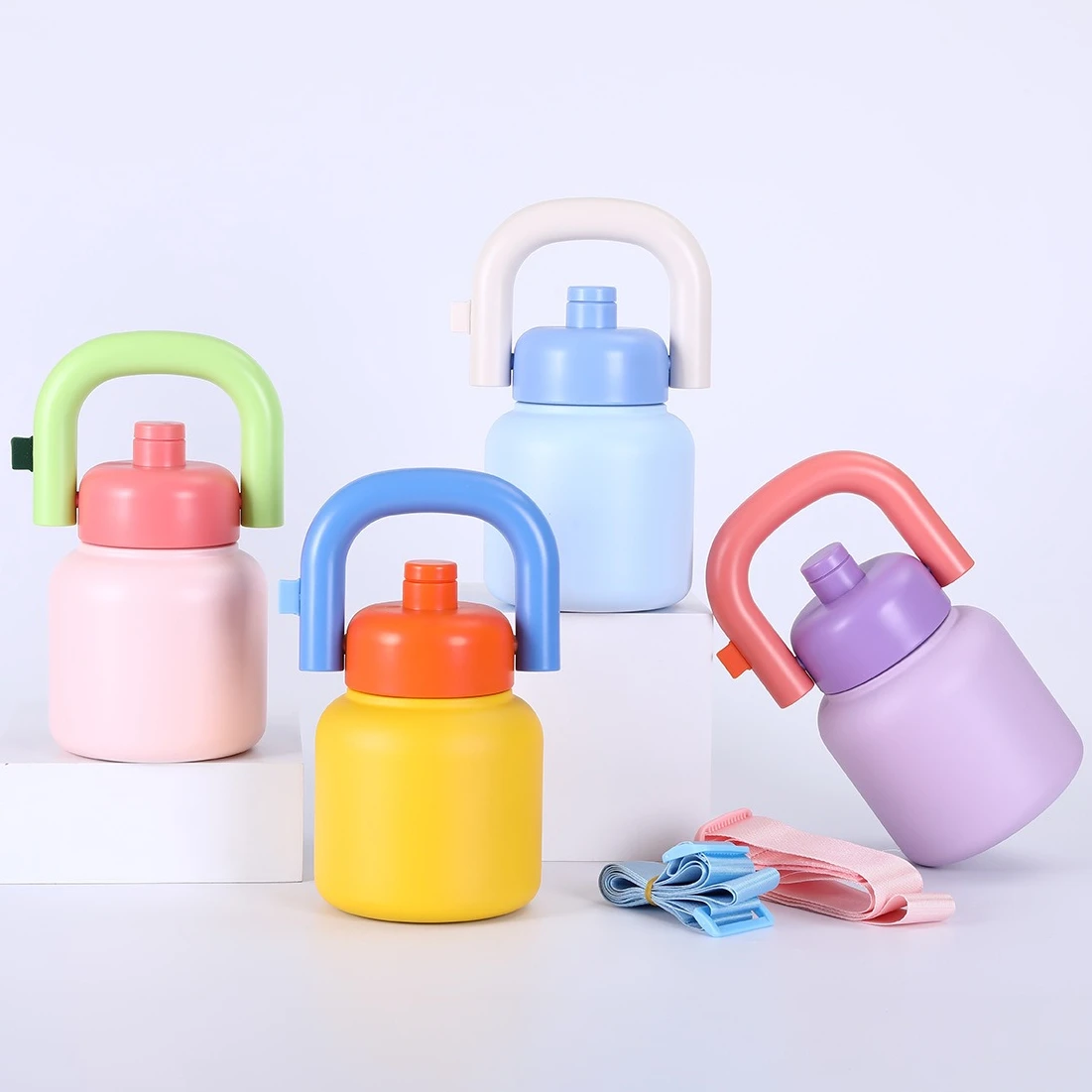 

Креативные бутылки для воды на 33 унции с ручкой, соломенная большая емкость, портативные бутылки для напитков из нержавеющей стали 316, летняя подвесная упаковка, чашка