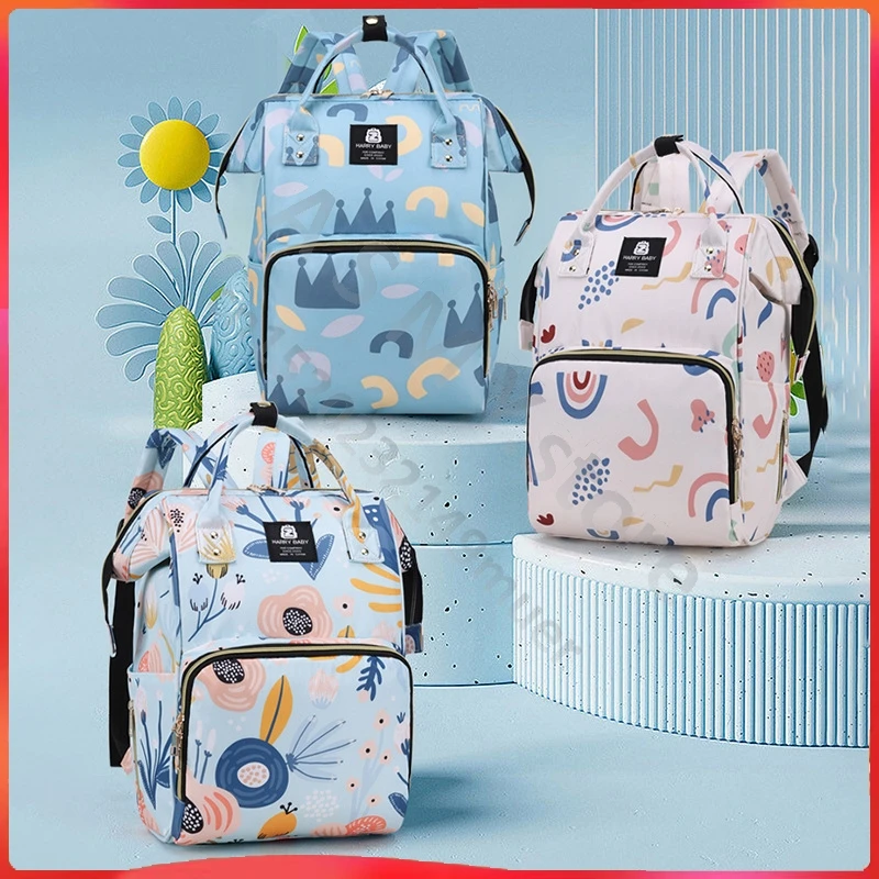 Mommy bag/new multifunctional and fashionable mother and baby bag/for moms to go out/portable mommy bag/walking baby backpack