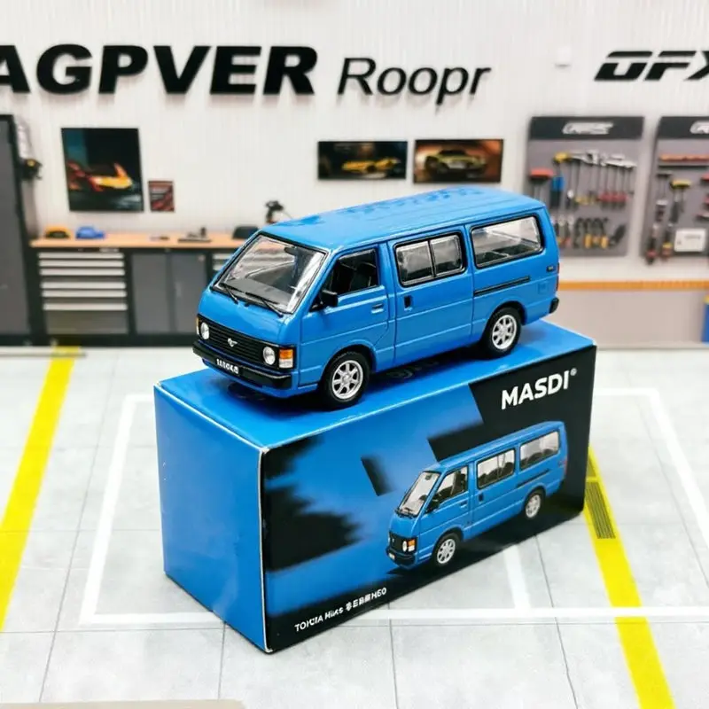 1:64 Hiace H50 VAN Alloy Classic Old Freight Truck Model Diecasts Metal Commercial Vehicles Car Model Simulation Miniature Scale