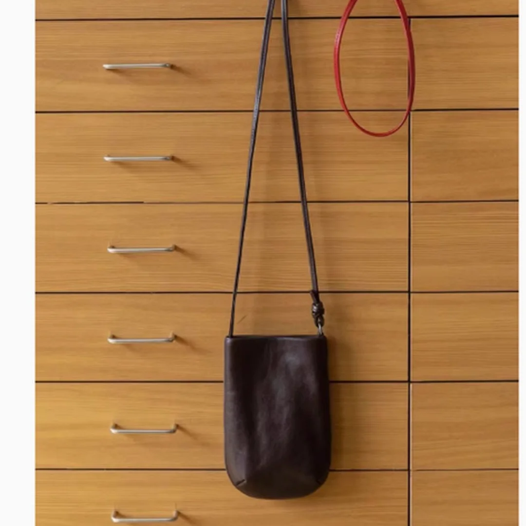 New Retro Ankara Red Crossbody Bag Niche Design High-End Phone Bag Versatile Doudou Bag Small Square Bag Holiday Gift Luxury