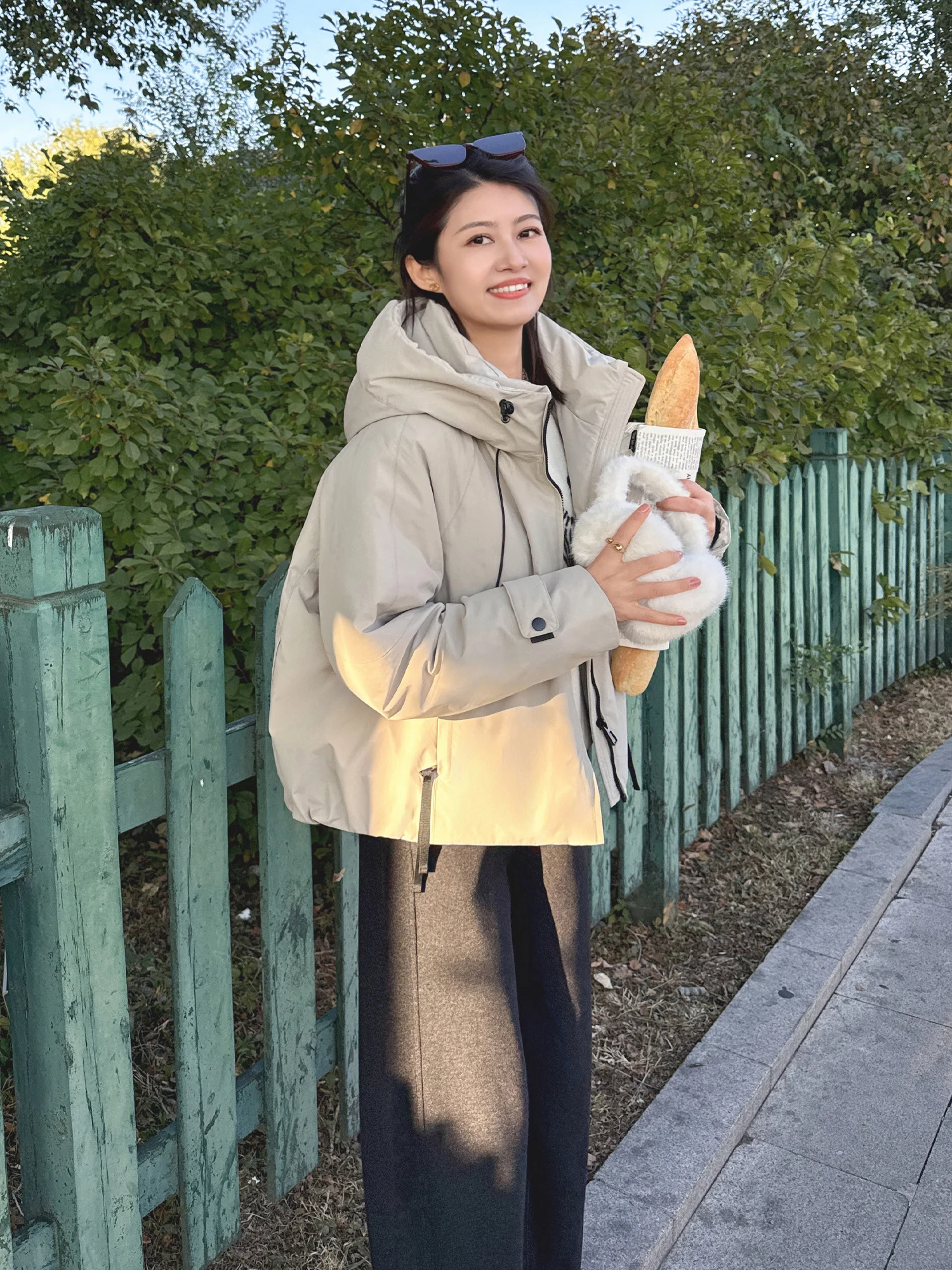 

Zillal 90% White Du down Jaet Women's Outdoor Spor Sle ort Quilted Coat with Hood And Dstring Thi Warm