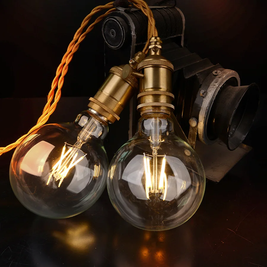 5W E27 Edison Retro LED Bulb, spherical transparent glass shade, warm white light 2700K, non-dimmable, suitable for decorative l