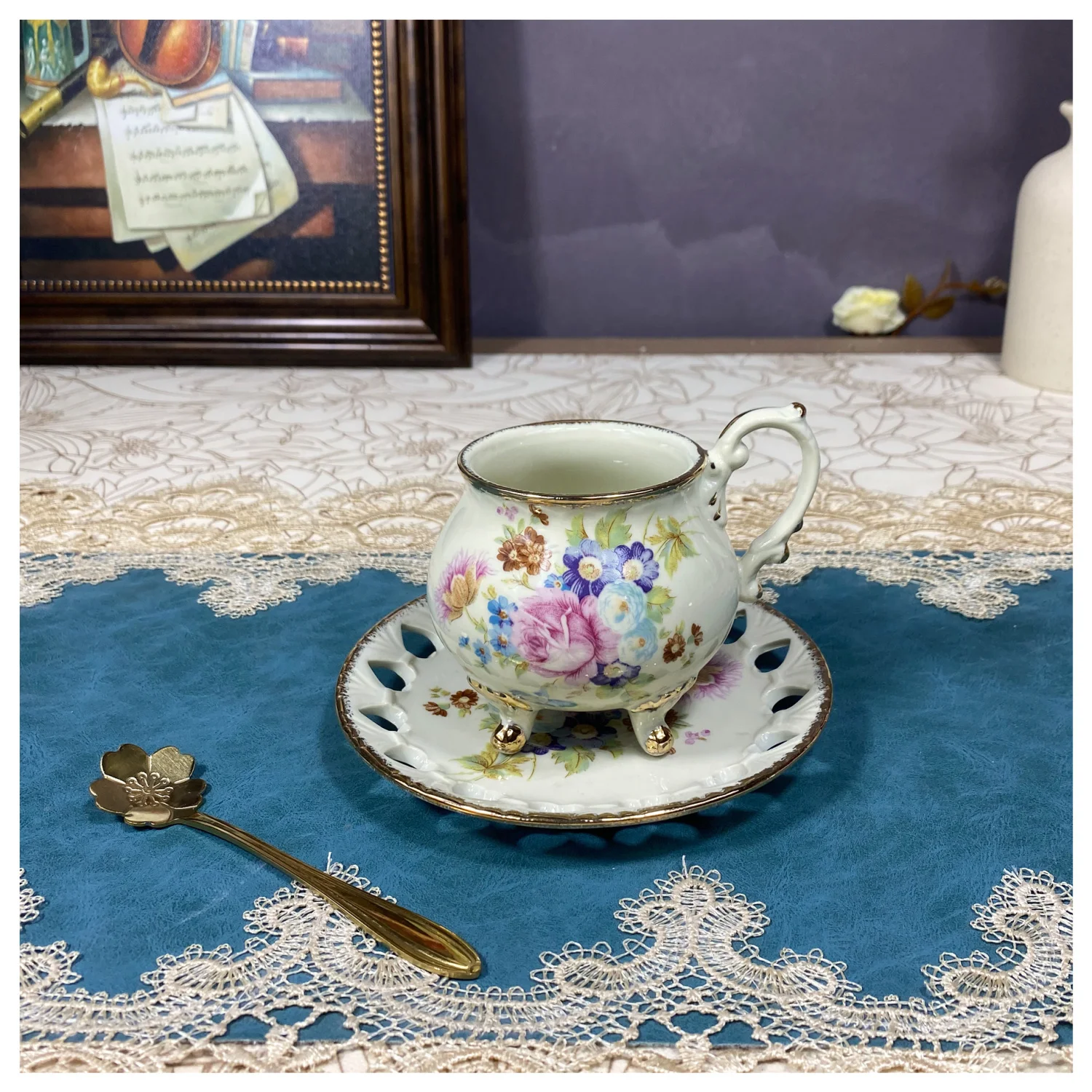 New Palace Flower Tea Cups In The Afternoon, Hand-made Large-capacity Lovely Home Retro Coffee Cups and Saucers.