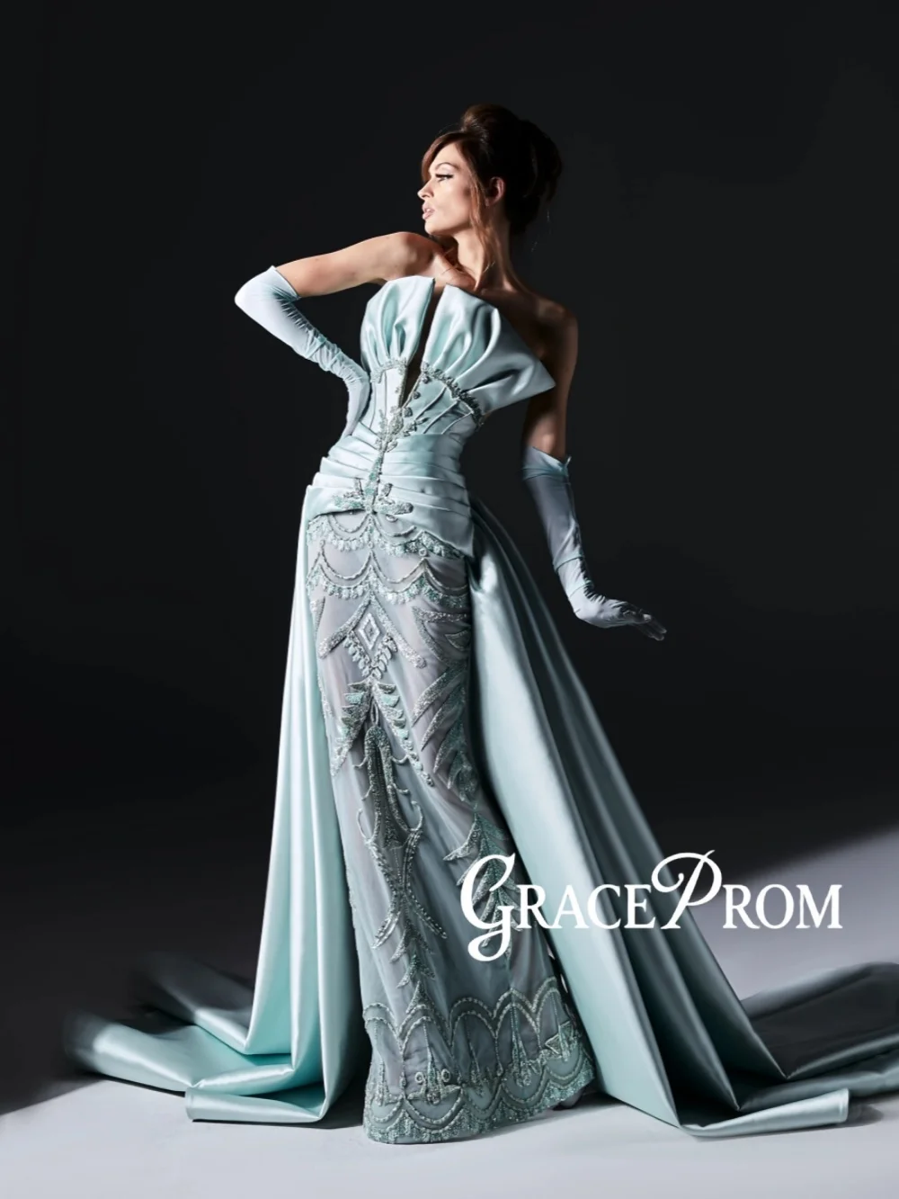 

Ice Blue Beaded Evening Dress Without Gloves Elegant Strapless Straight Wedding Party Gowns Customized Luxury Banquet Gowns