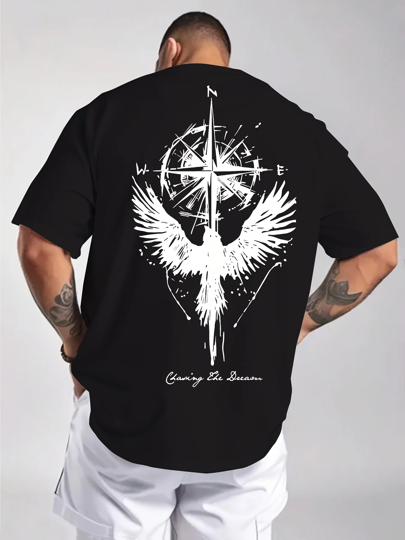 2026 Summer Hot Sale Chasing The Horizon Compass Eagle Graphic T-Shirt Men Streetwear Black Tee High-quality Trendy Tops Unisex