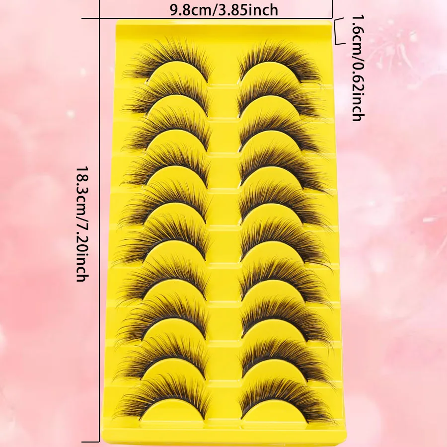 10 par efektownych makijaży oczu w stylu mango z pełnymi rzęsami 3D, podkreślających uroczystość oczu.