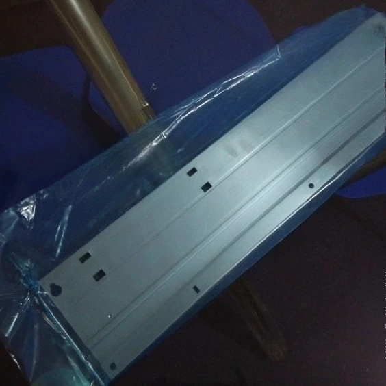 New original Q series PLC substrate, power supply + 12 Q series I/O slots Q612B