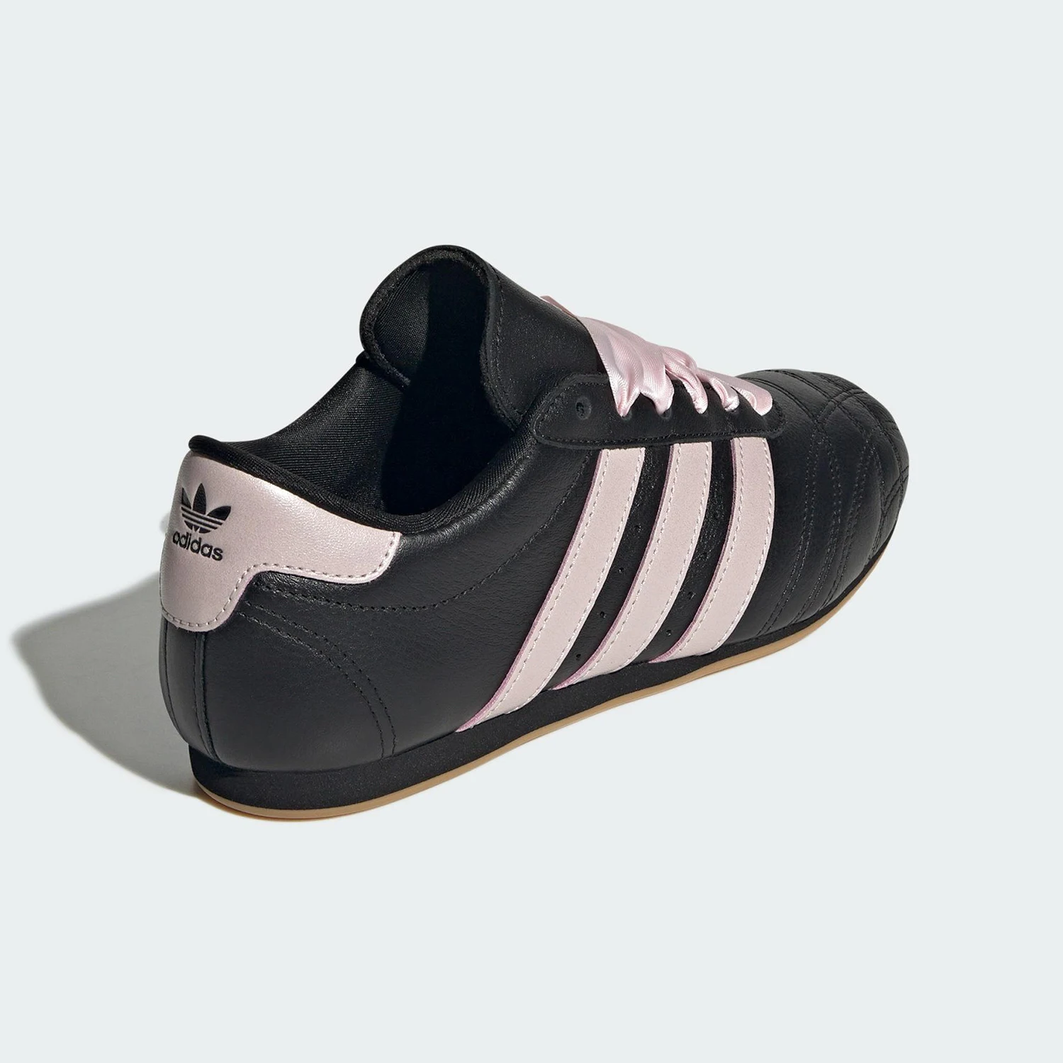 حذاء Adidas Official Genuine Originals النسائي الكلاسيكي ذو النعل الرقيق كاجوال JS1615
