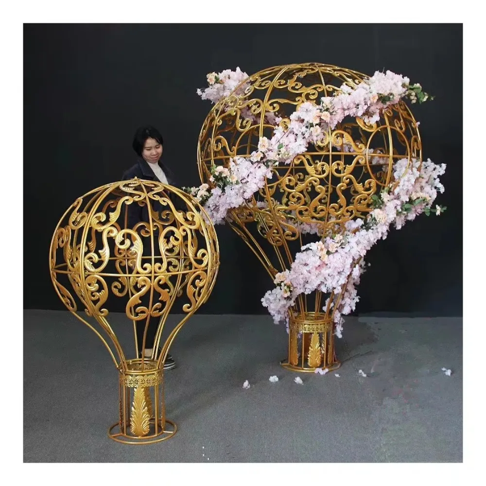 

LG20180417-6 wedding decoration luxury romantic wedding stage background decoration iron hot air balloon modeling