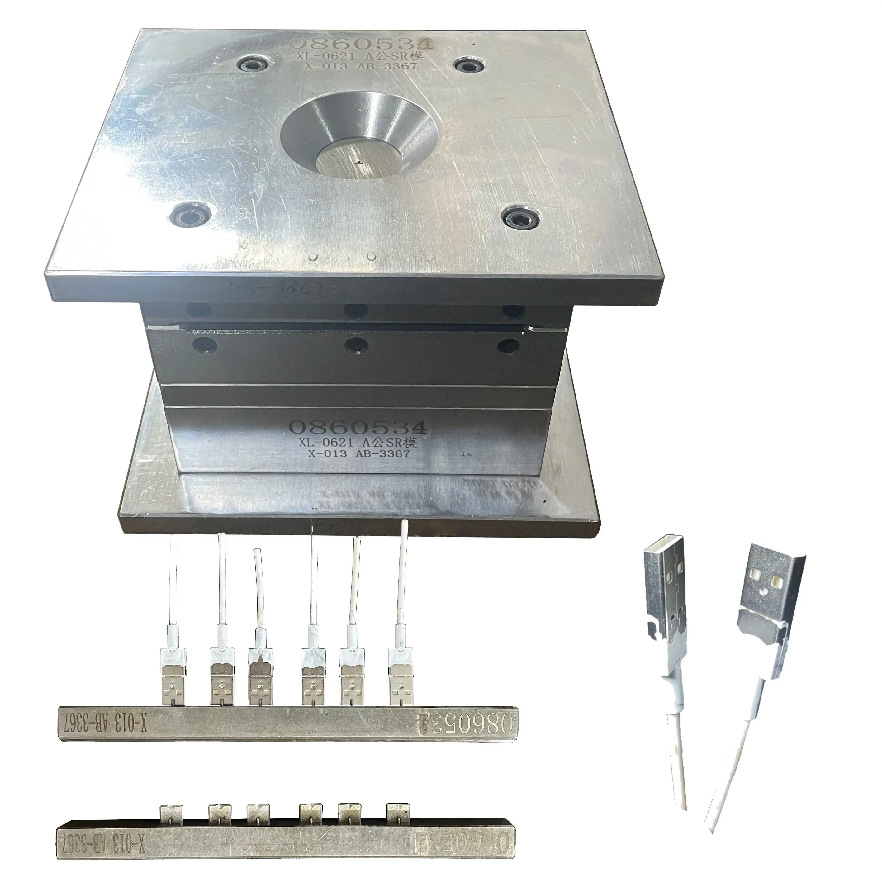 

usb-a wire and cable charger plastic parts mold custom mold manufacturing plastic mold price