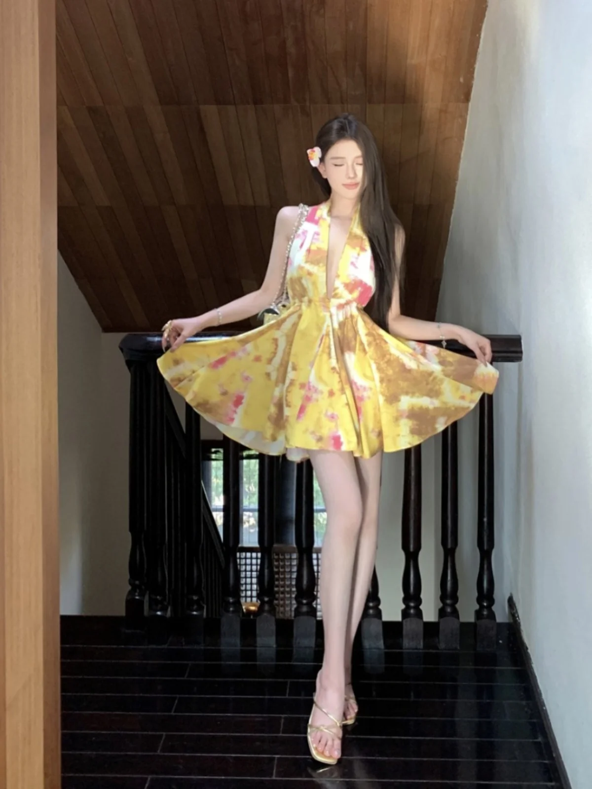 Oszałamiająca, plażowa, lekka w dotyku spódnica letnia w stylu Dr Design Sensation, mały rozmiar, nadruk, elastyczna talia, krój A...