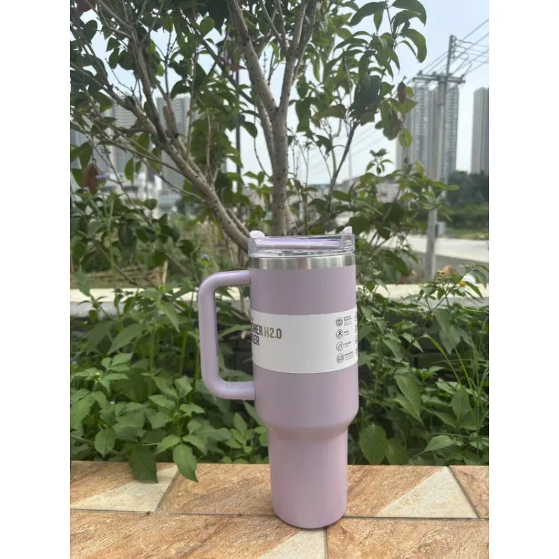 

40OZ stainless steel thermos cup with handle cover and straw, suitable for hot and cold drinks, outdoor travel