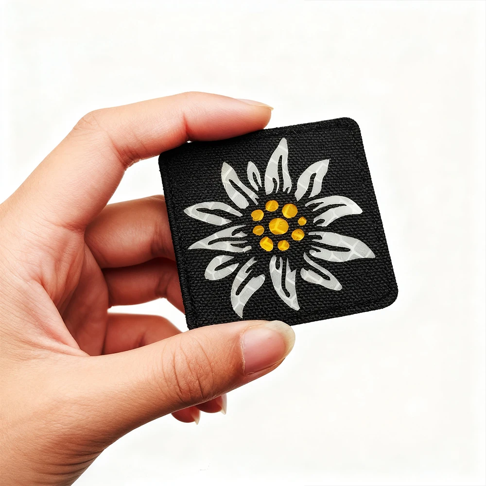 

Edelweiss Reflective Tactical Patch Laser-Cut Night Recognition Fabric Sew-on Shoulder Patch for Jacket DIY