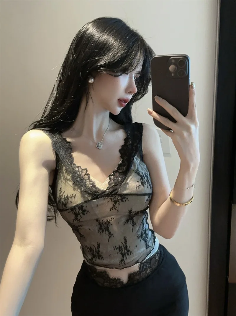 MiiiiX Hot Sexy Girl Velvet Camisole Lace Vest Suit Women's 2024 Summer Design V-neck Floral Lace Tank Sheath Two-piece Set Tops