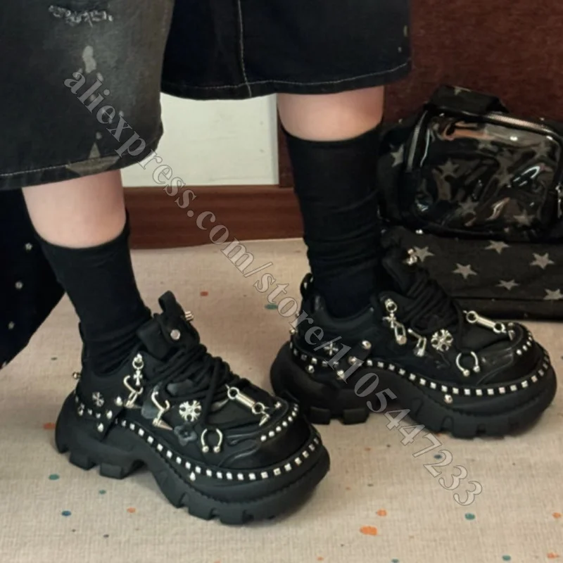 Women Gothic Chunky Sneakers Black Platform Lug Sole Lace Up Spike Studs Metal Decor Punk Rock Y2K Streetwear 8cm Rave Shoes