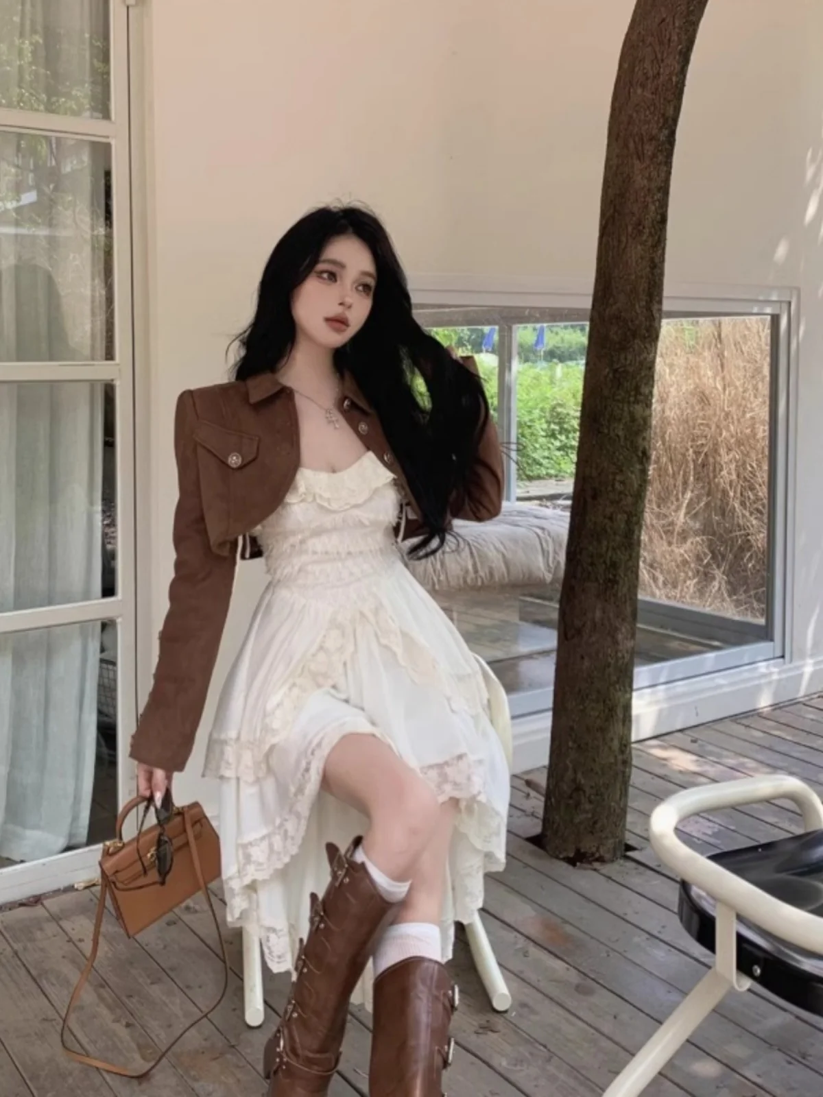 

Sweet Spicy Pure Desire с открытыми плечами, белый комплект Dr, ранняя осень, женский костюм из двух предметов нестандартной формы, моющийся наряд