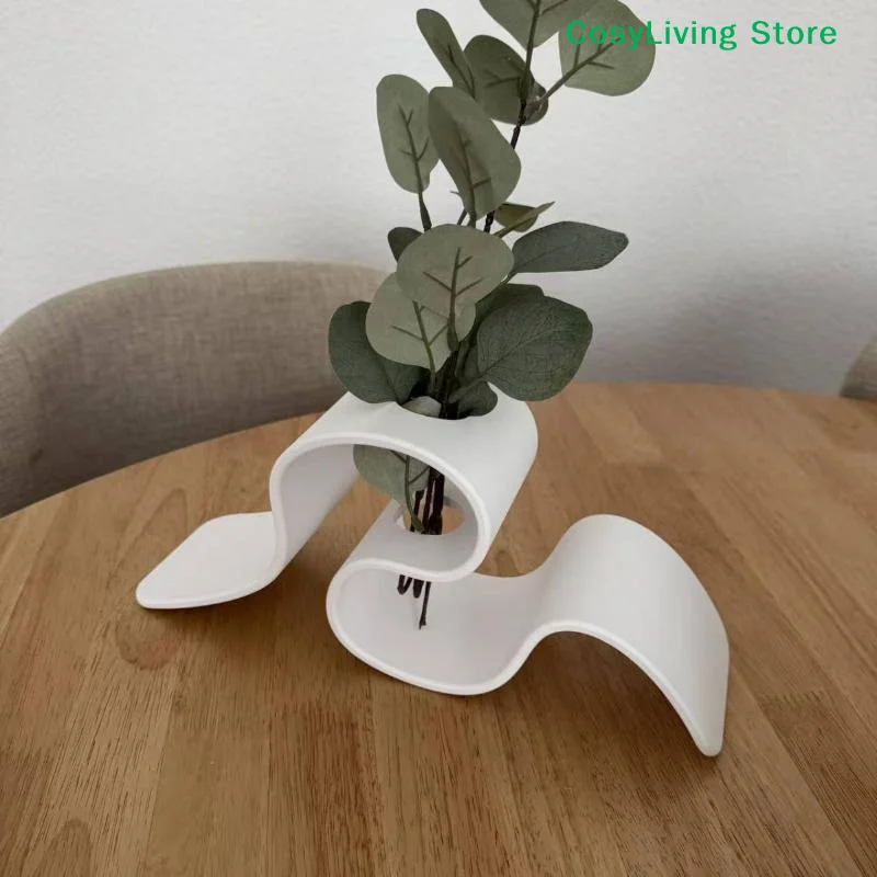 [CL]Modern Minimalist Curved 3D Printed Vase Creative Ribbon-Shaped Dried Flower Holder Nordic Style Desktop Decorative Vessel