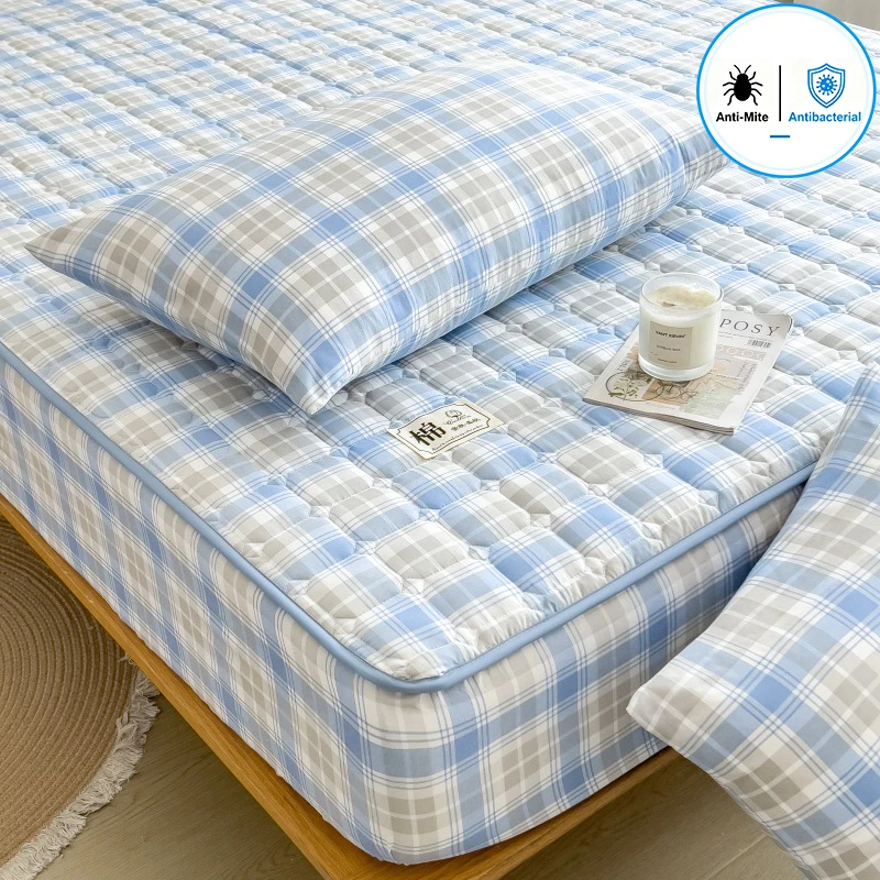 Premium Mattress Cover Skin-Friendly Hypoallergenic Bed Cover, Mattress Protector, Fade Resistant All Season for Home Bedroom