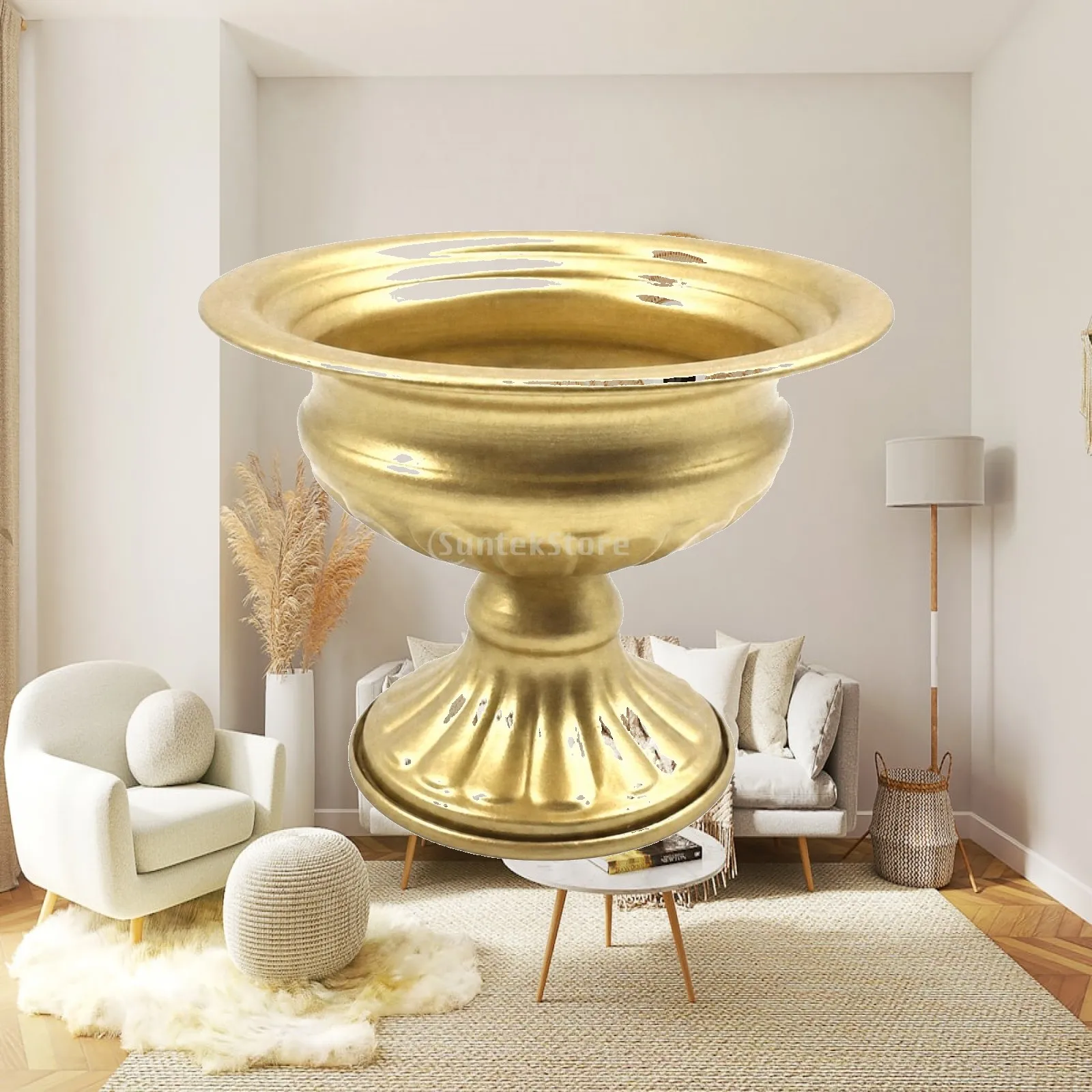 Decorative Iron Vase with Vertical Fluting for Living Room Table Centerpiece Wedding Flower Arrangement