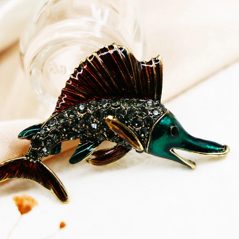 Personality Ocean Series Sea Animal Cod Pins Brooches Full Rhinestone Fish Gifts Jewelry Diving Clothes Metal Brooch Badge