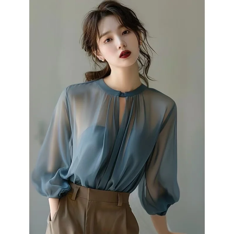 2025 Spring Summer Tops French Style Shirt Hollow Shirt Fashionable and Western-style Rose Red V-neck Fashion Chic Loose Shirt