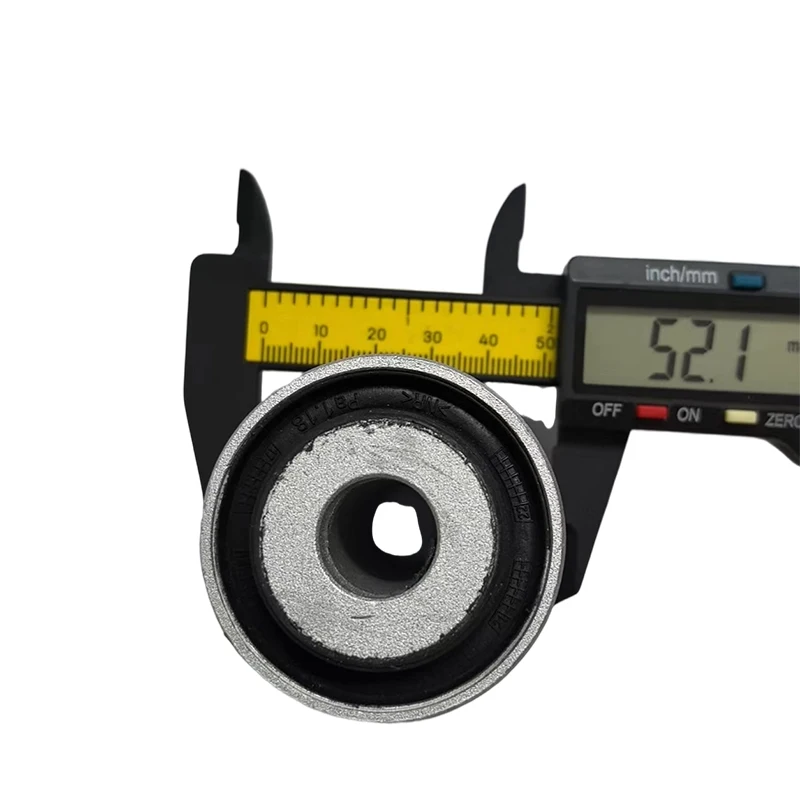 1663330100 جلبة ذراع التحكم السفلي للتعليق الأمامي لسيارة Mercedes Benz W166 X166