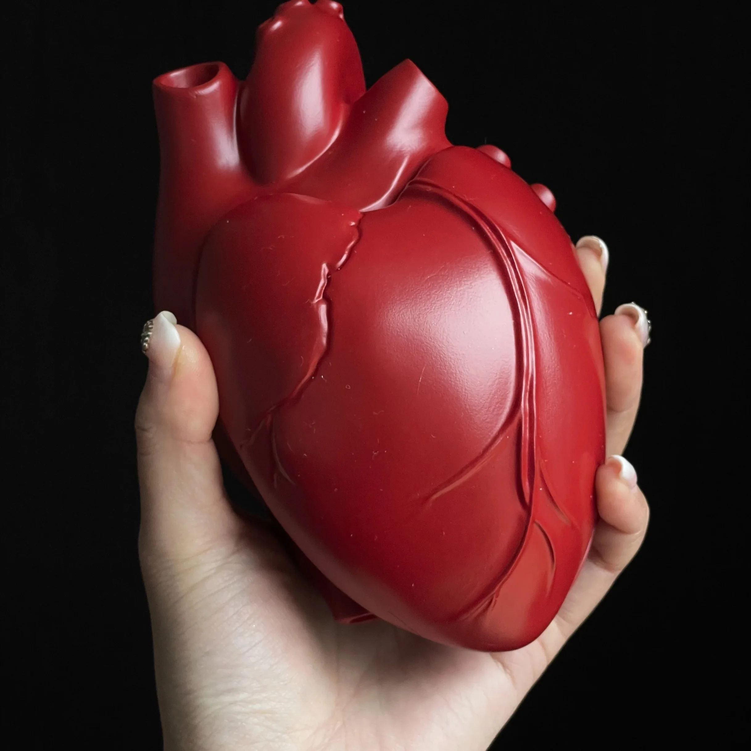 Heart Shaped Retro Heart Jewelry Storage Box Creative Gothic-style Desktop Ashtray Home Ornament