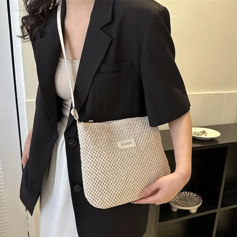 Ladies Fashion Summer Straw Crossbody Bag Women Beach Holiday Shopping Woven Shoulder Handbag Messenger Purses for Women Bags