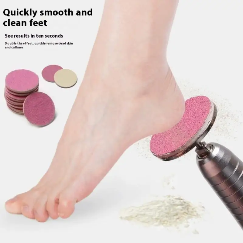 100 Stück austauschbare selbstklebende Nagelkunst-Schleifpolierpapierscheiben mit Metallnagellager für die Reparatur von Maniküre und Pediküre