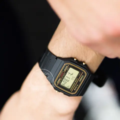 8 best sales digital klocka från Pioma - №3