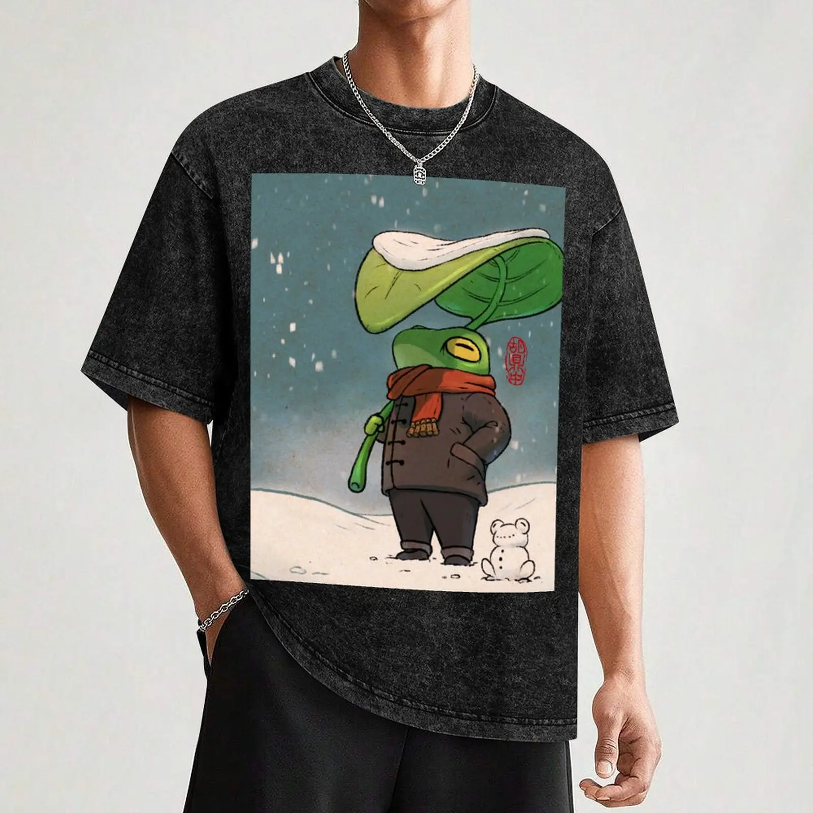 cozy bundled up frog for winter T-Shirt Casual Graphic Print Tee