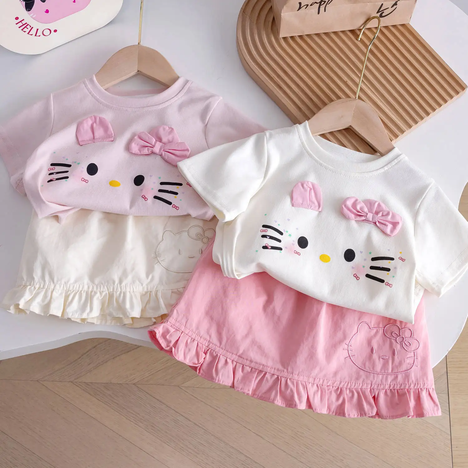 

Cute Cartoon ort Sve T-irt And f Skirt Set for Girls Pure Cotton Summer Outfit with Lace Trim Spring 2025