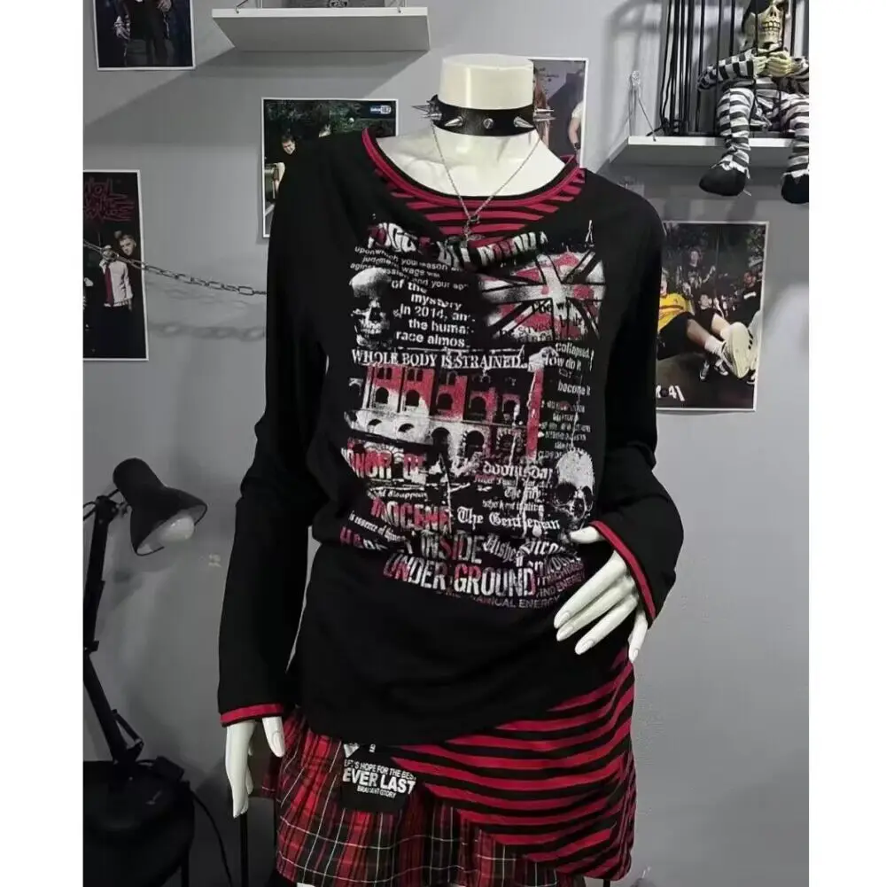 2026 Kill Matt Punk Gothic style red black striped splicing long sleeved women's T-shirt Subcultural mainstream women's  tops