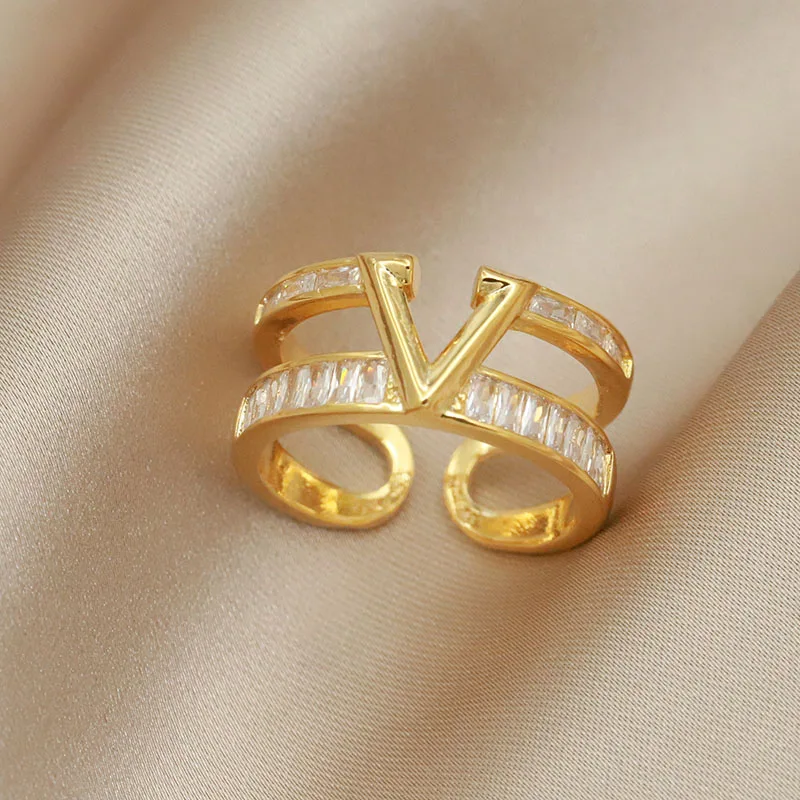 Classic Crystal Letter V Adjustable Rings for Women Fashion Brand Jewelry Double Layer Zirconia Rings Party Gift Accessories