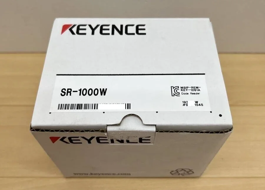 New And Original KEYENCE SR-1000  SR-1000W  Focus Code Reader