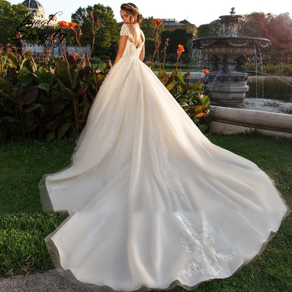 Luxuriöses, elegantes Hochzeitskleid aus seidigem Organza mit Prinzessinnen-Ballkleid, ärmellos, Brautkleider mit Rücken, rückenfrei, Robe De Mariee