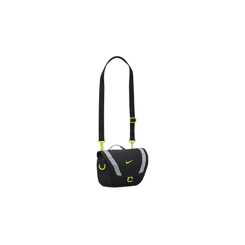 Nike Fabric One Shoulder Crossbody Tas Zwart/Grijs - usage example