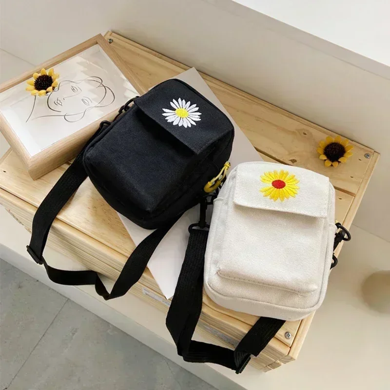 BLB02 Damska pojedyncza torba na ramię Modna, jednokolorowa torebka na co dzień Outdoor Daisy Canvas