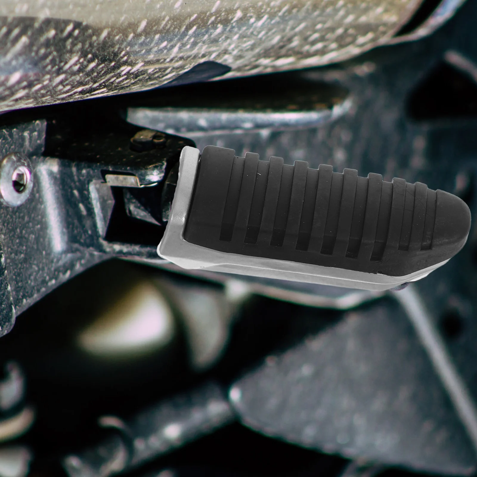 

1Pair Durable Aluminum Rubber Footrest Pedal Electric Vehicle Antislip Front Foot Pegs Universal Motorcycle Bike Pegs Universal