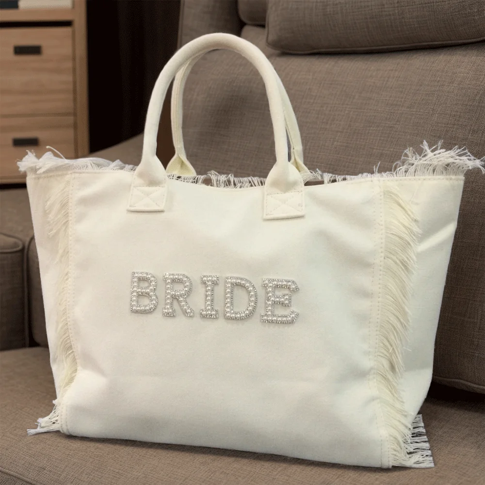 Tote personalizzato per la sposa borsa da luna di miele con nome personalizzato borsa da sposa con frange in tela lettere di perle con strass A-Z