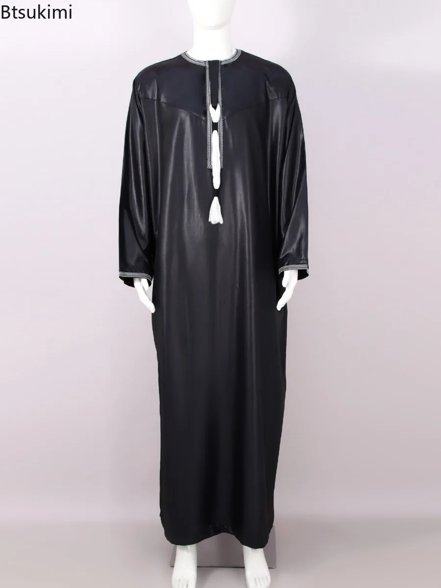 Muslim Fashion Abaya for Men Long Sleeve Dress Robe O-neck Embroidery Men Jubba Thobe Pakistan Arab Islam Clothing Prayer Kaftan