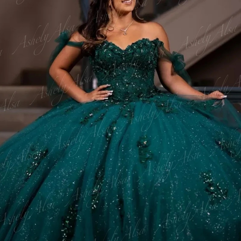 Maßgeschneidertes Hunter Green Mexikanisches Frauen-Abschlussball-Geburtstagsparty-Kleid, Spitzenapplikation, Korsett, Ballkleid, süßes 15/16 Quinceanera-Kleid