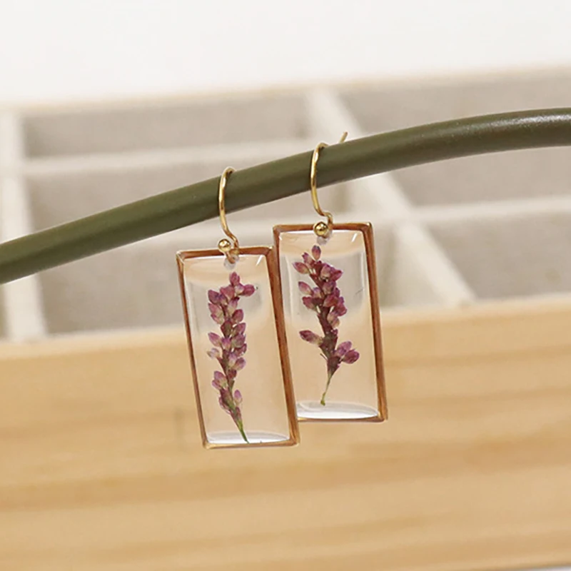 Unique Pressed Flower Earrings Creative Epoxy Resin Earrings With Flower Inside Natural Flower Pressed Earring Statement Jewelry