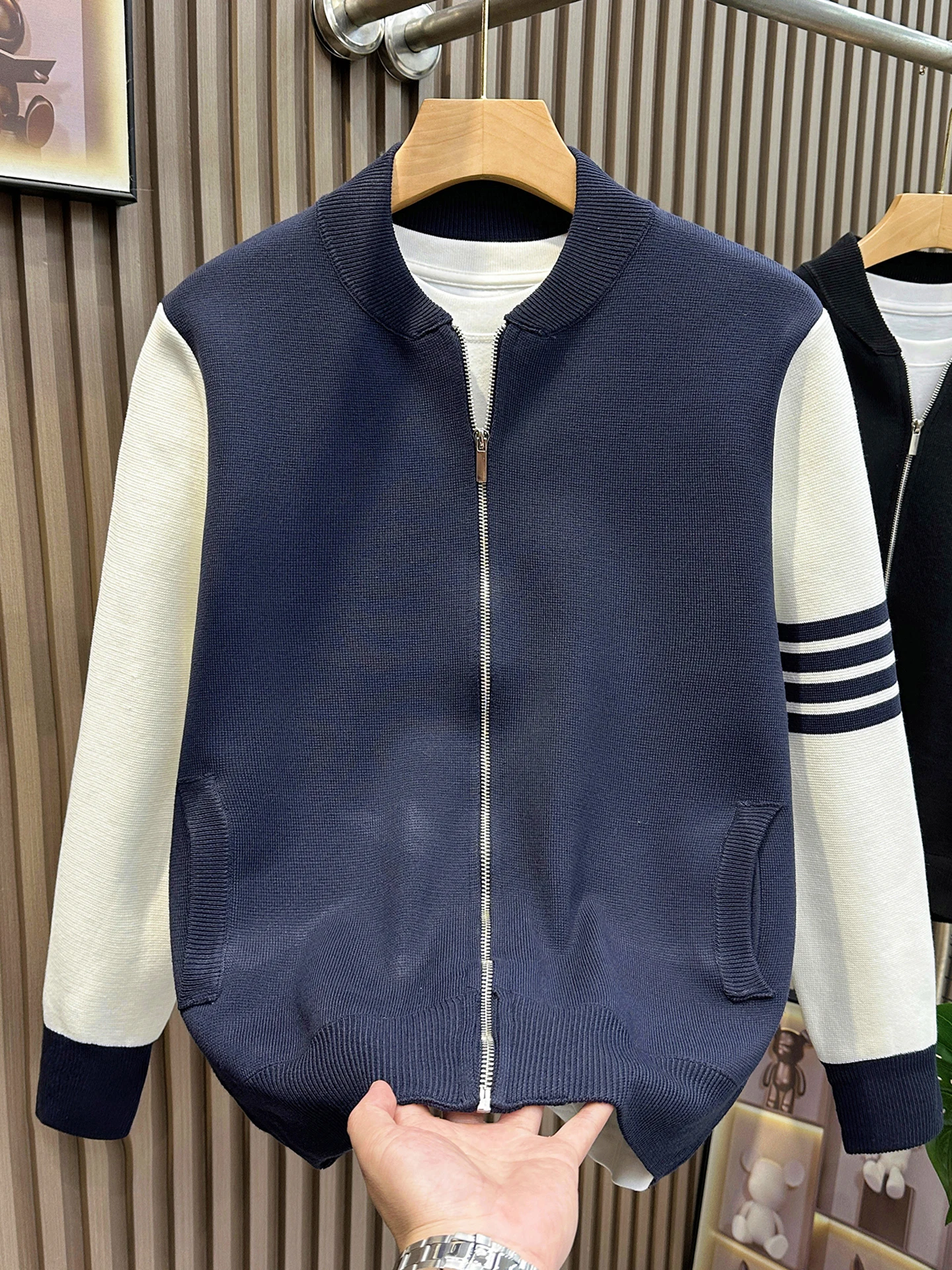 Trendy Autumn Winter Baseball Jacket Color Block Zipper Knitted Coat Men Women Couple Open Cardigan Sweater Stripe Pattern